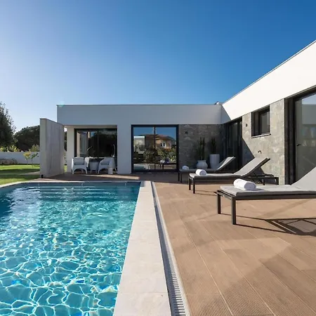 Vila Silver Coast Luxury *